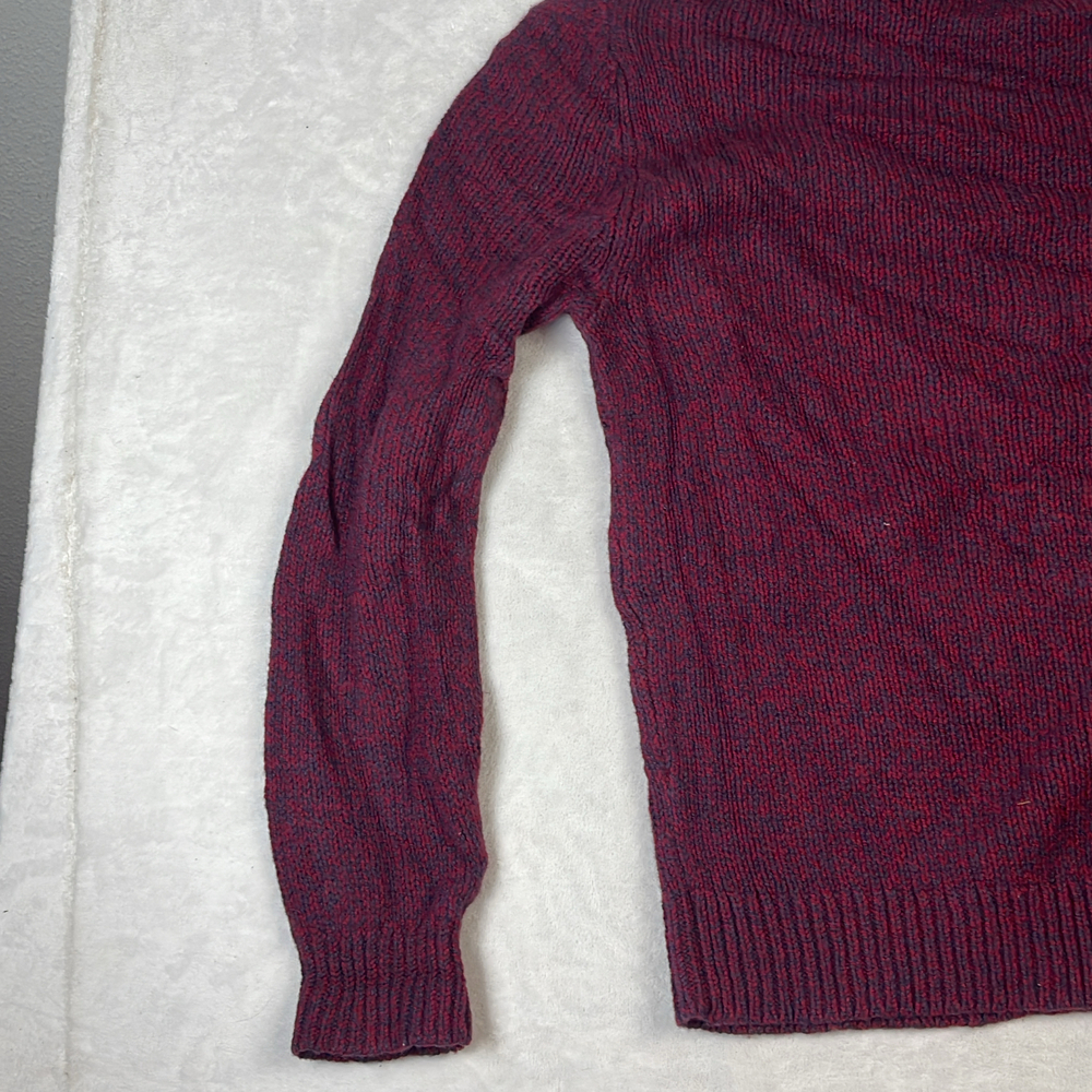 L.L. Bean Men's Burgundy Sweater Size Medium 100% Lambswool Knit Crewneck Warm - Picture 6 of 6
